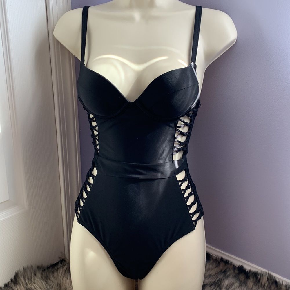Very sexy add 2 cups strappy Swimsuit Swimwear One Piece Black small